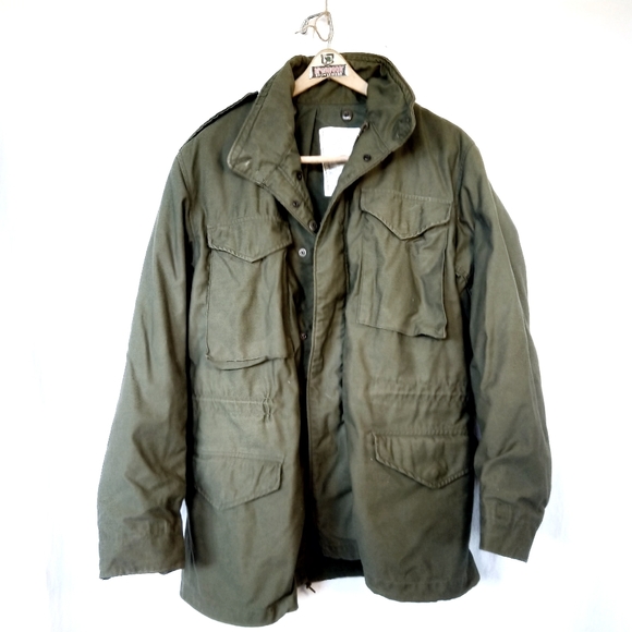 Vintage | Jackets & Coats | Vintage M65 Vietnam Era Army Jacket Euc ...